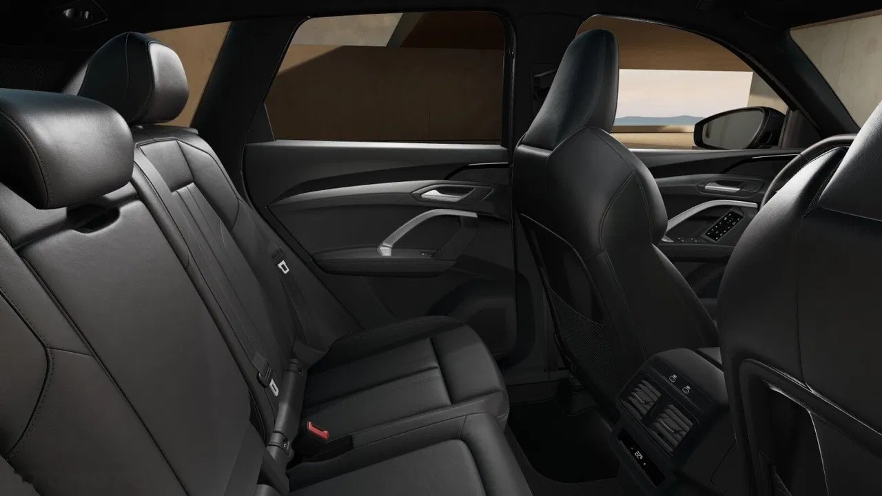 2026 Audi Q5, 1 km, Poľsko — foto 10 z 11