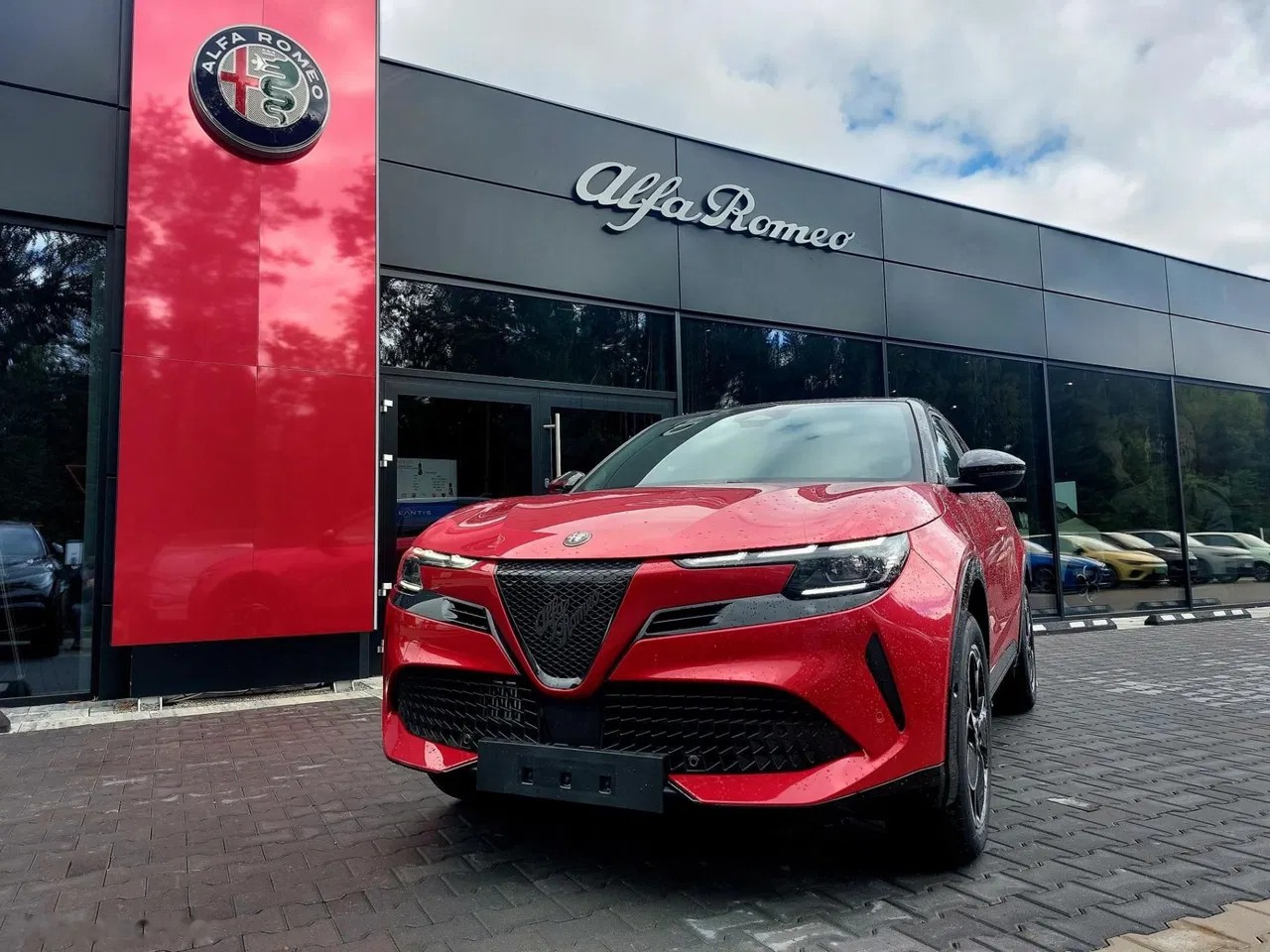 2026 Alfa Romeo Junior, 1 km, Polsko — foto 1