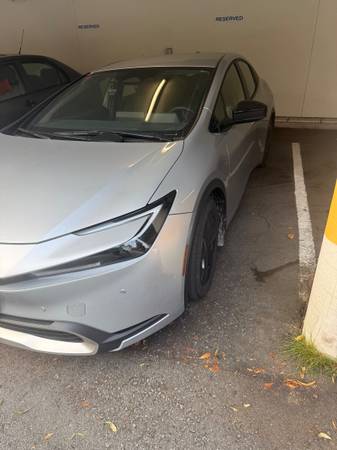 2024 Toyota, dovoz Kanada — foto 1