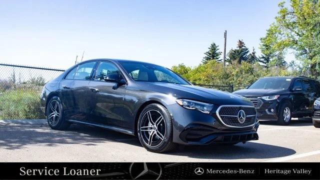 2026 Mercedes-Benz Eclass E 350, sivá, 9 341 km, dovoz Kanada — foto 1