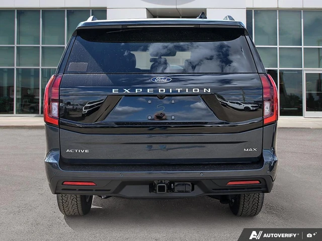 2026 Ford Expedition Active Max, modrá, 7 km, dovoz Kanada — foto 5 z 19