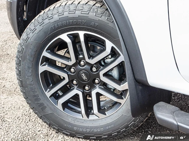 2026 Ford Ranger LARIAT, biela, 47 km, dovoz Kanada — foto 6 z 19