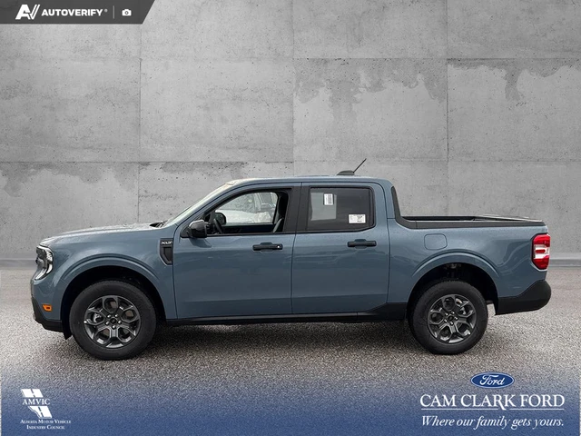 2026 Ford Maverick XLT, modrá, 13 km, dovoz Kanada — foto 3 z 20