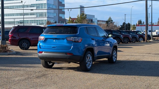 2026 Jeep Compass Sport, modrá, 15 km, dovoz Kanada — foto 7 z 20