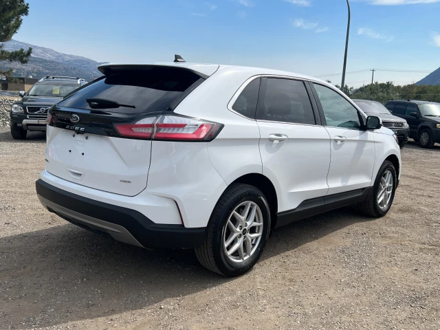 2023 Ford Edge SEL AWD, biela, 71 297 km, dovoz Kanada — foto 9 z 20