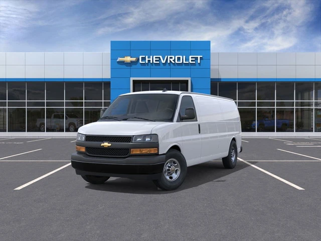 2025 Chevrolet Express WT 155'', biela, 25 km, dovoz Kanada — foto 1