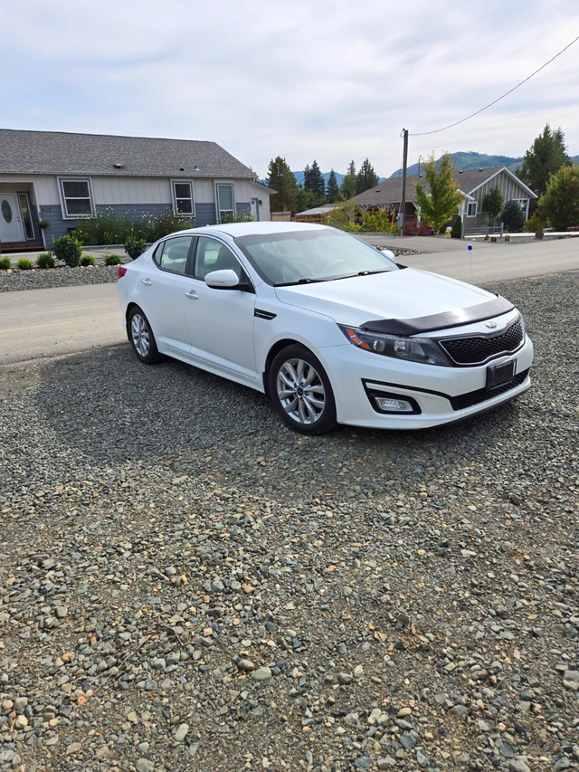 2014 Kia Optima, biela, 128 292 km, dovoz Kanada — foto 1