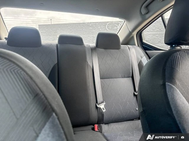 2024 Nissan Versa SV | Backup Camera | Screen Display, červená, 64 776 km, dovoz Kanada — foto 13 z 20