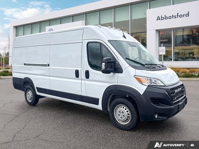 2024 RAM Promaster Tradesman | Backup Camera, biela, 31 198 km, dovoz Kanada — foto 7 z 18