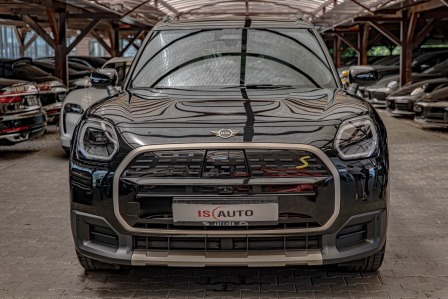 2025 MINI, 9 900 km, Bulharsko — foto 1