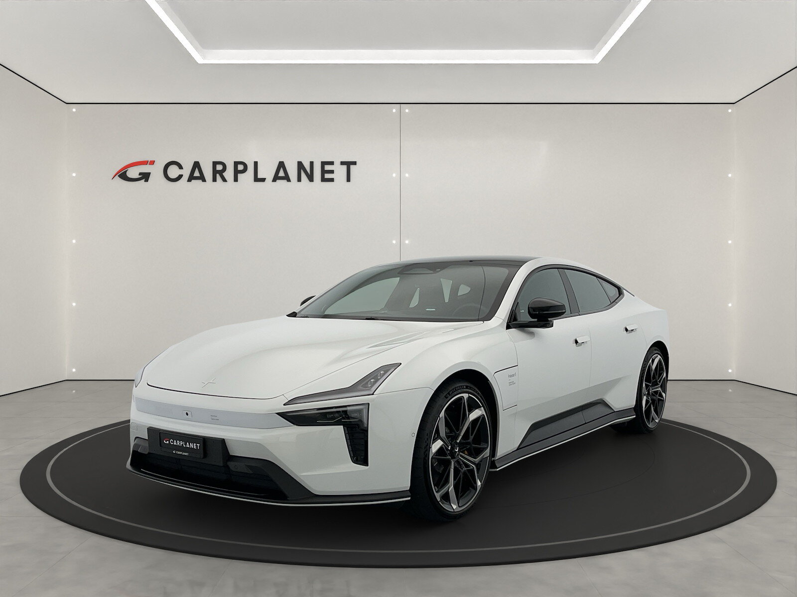 2026 Polestar 5 Performance Launch Edition, 3 000 km, Švajčiarsko — foto 1