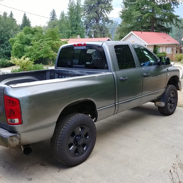 2006 Dodge Ram3500, 104 000 km, dovoz Kanada — foto 2 z 5