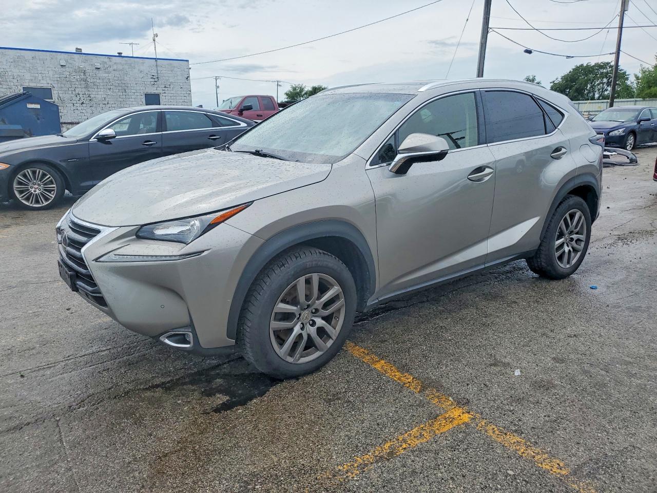 2015 Lexus NX 200T, TAN, 157 665 km, dovoz USA — foto 1 | AMECAR 2015 Lexus NX 200T, TAN, 157 665 km, dovoz USA — foto 1