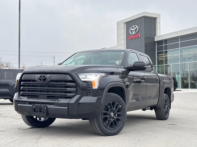 2026 Toyota Tundra Limited, čierna, 4 km, dovoz Kanada — foto 1