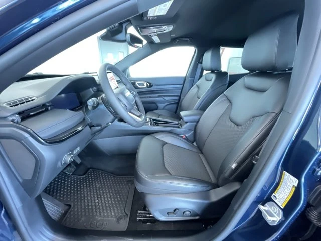 2026 Jeep Compass Altitude | 4WD | Remote Start | Backup Camera | Push Button Start | Apple CarPlay, modrá, 15 km, dovoz Kanada — foto 11 z 20