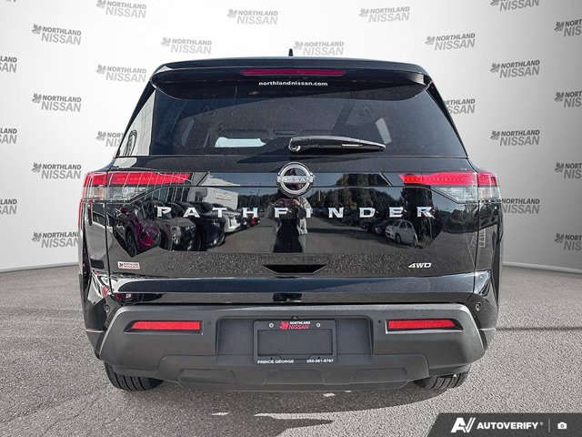2024 Nissan Pathfinder, čierna, 36 824 km, dovoz Kanada — foto 4 z 20