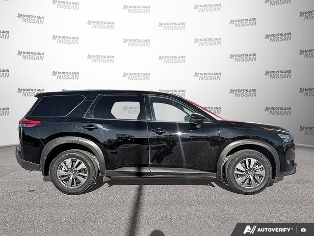 2024 Nissan Pathfinder, čierna, 36 824 km, dovoz Kanada — foto 8 z 20