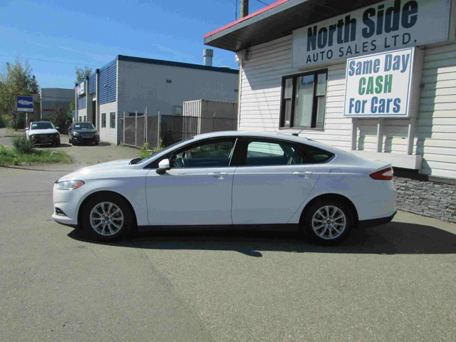 2016 Ford Fusion, biela, 120 417 km, dovoz Kanada — foto 5 z 12