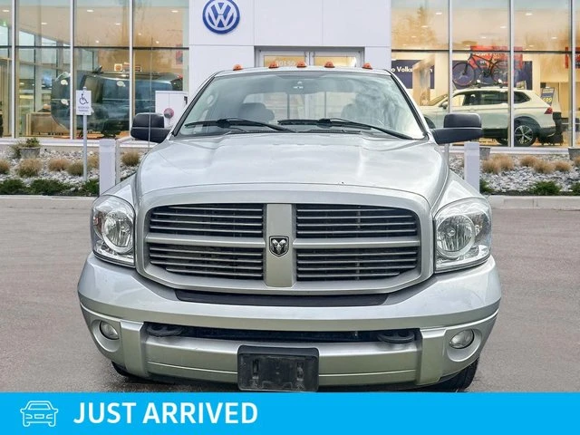 2007 Dodge Ram3500 SLT, strieborná, 203 347 km, dovoz Kanada — foto 1