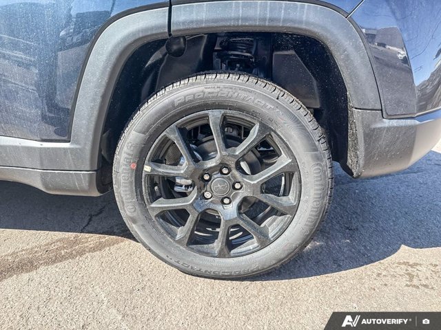 2026 Jeep Compass 85th Anniversary, strieborná, 15 km, dovoz Kanada — foto 10 z 20