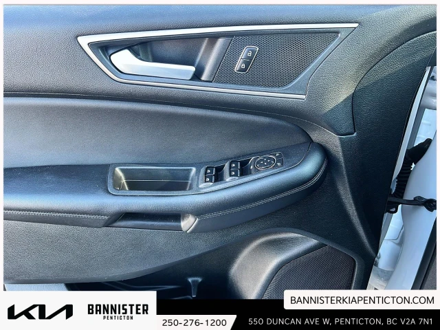 2023 Ford Edge SEL AWD, biela, 73 820 km, dovoz Kanada — foto 15 z 20