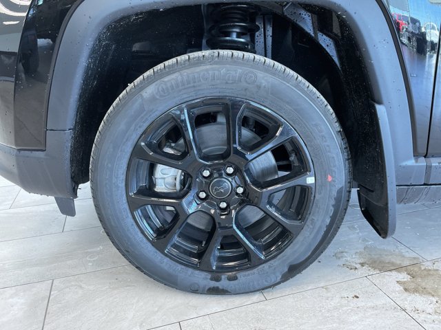 2026 Jeep Compass Altitude | 4WD | Remote Start | Backup Camera | Push Button Start | Apple CarPlay, čierna, 15 km, dovoz Kanada — foto 8 z 20
