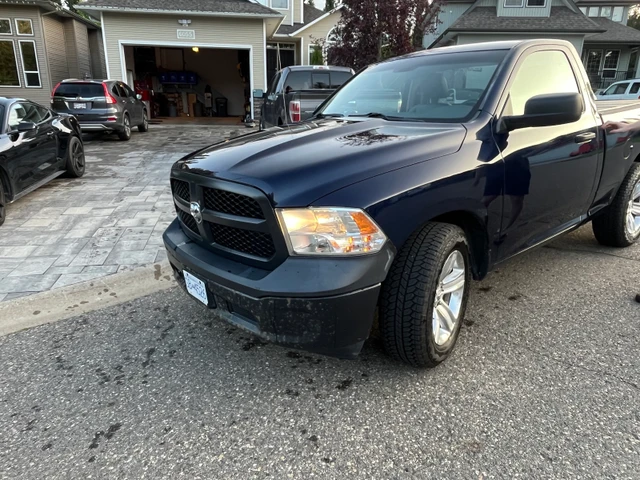 2013 Dodge Ram1500, 156 000 km, dovoz Kanada — foto 1 z 5 2013 Dodge Ram1500, 156 000 km, dovoz Kanada — foto 1 z 5