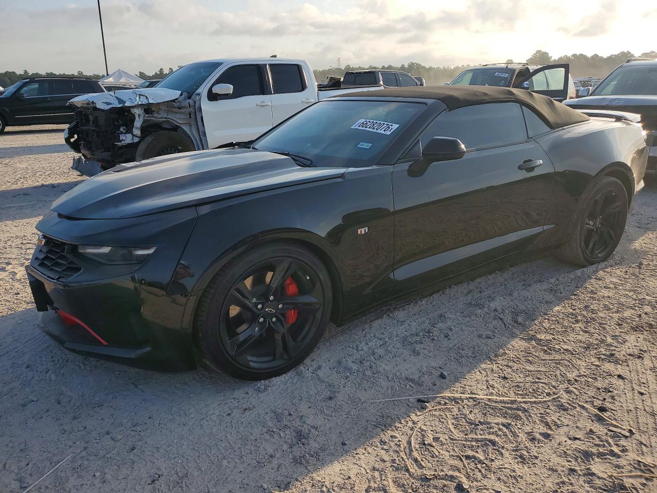 2024 Chevrolet CAMARO LS, čierna, 86 747 km, dovoz USA — foto 1