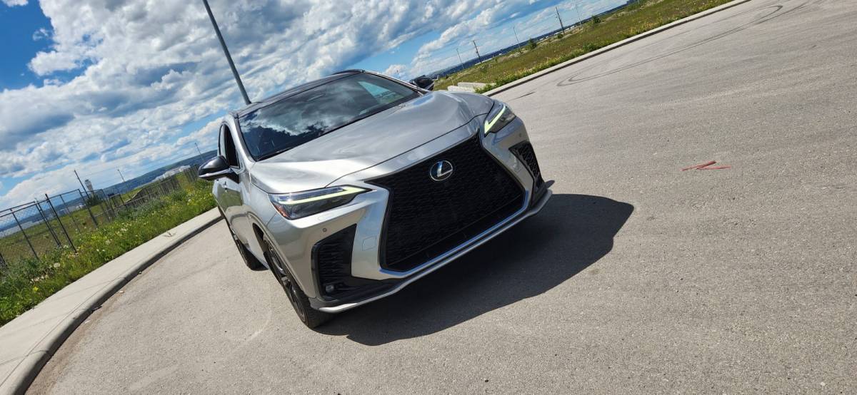 2022 Lexus, dovoz Kanada — foto 1 z 7 2022 Lexus, dovoz Kanada — foto 1 z 7