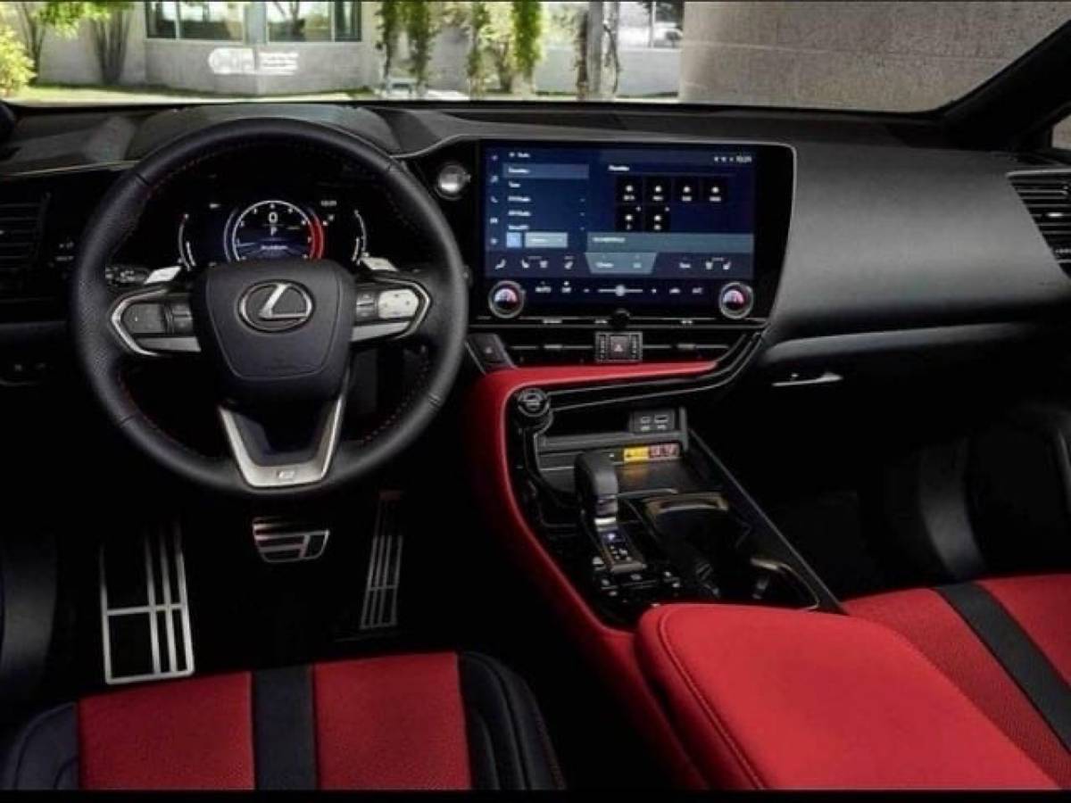 2022 Lexus, dovoz Kanada — foto 5 z 7