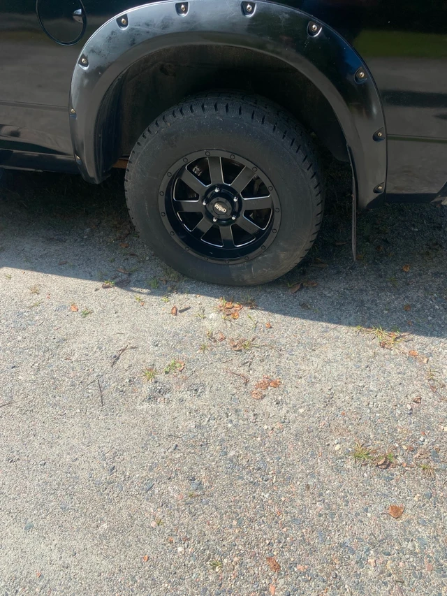 2019 Dodge Ram1500, čierna, 212 km, dovoz Kanada — foto 4 z 5