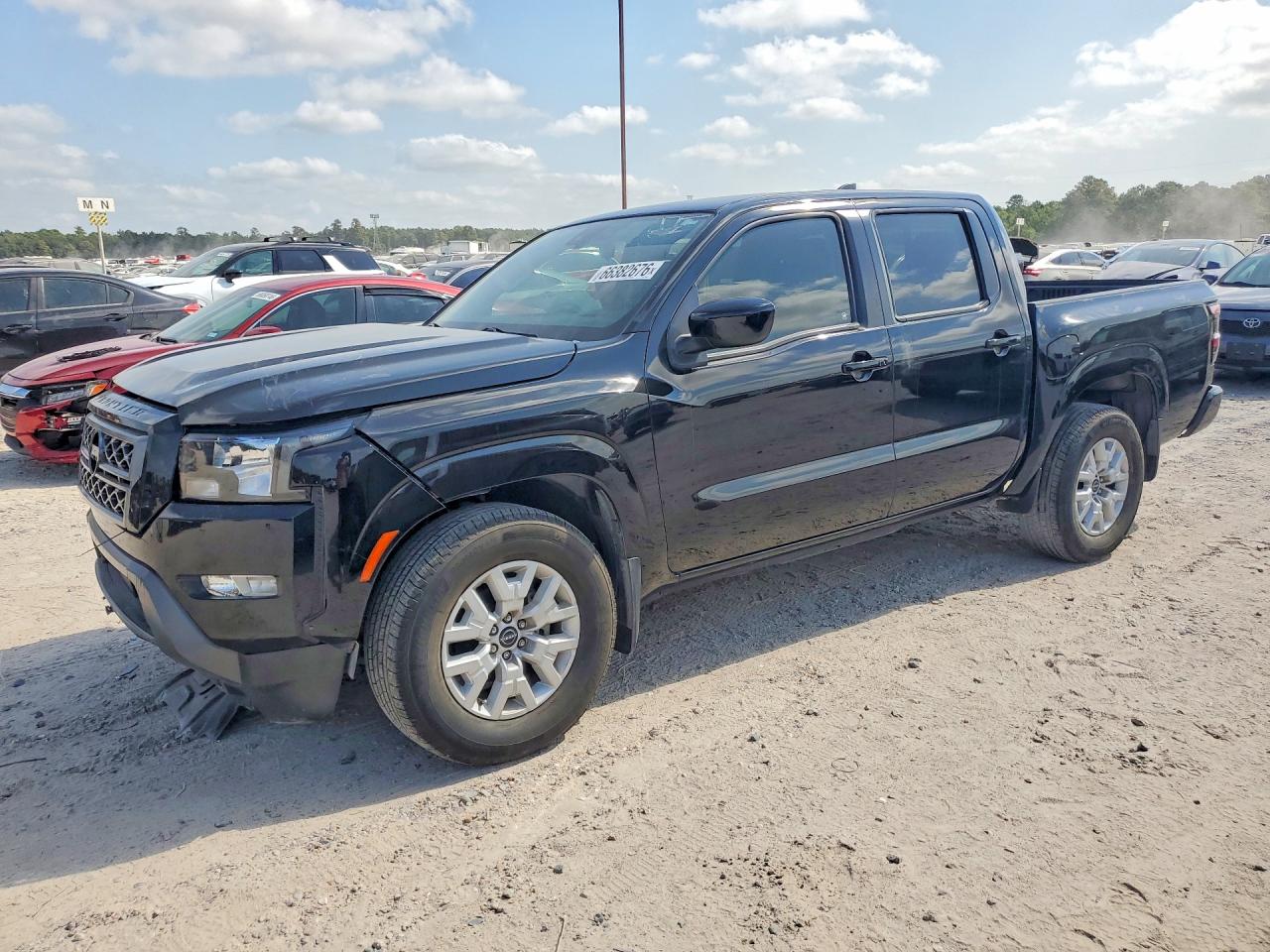 2022 Nissan FRONTIER SV, čierna, 51 959 km, dovoz USA — foto 1